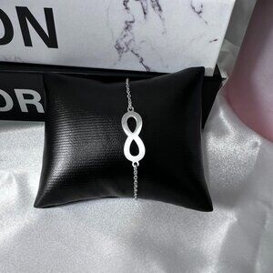 Stainless Steel Silver Tone Infinity Link Bracelet Stylish & Elegant